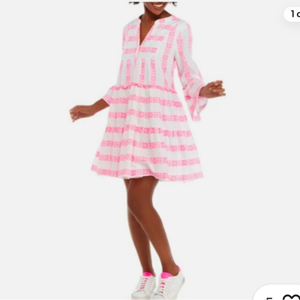crown & ivy White and Pink Striped Tiered Dress